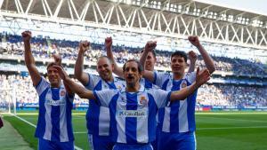 CaixaBank y el RCD Espanyol homenajean a su equipo Special con una tanda de penalties en el RCDE Stadium