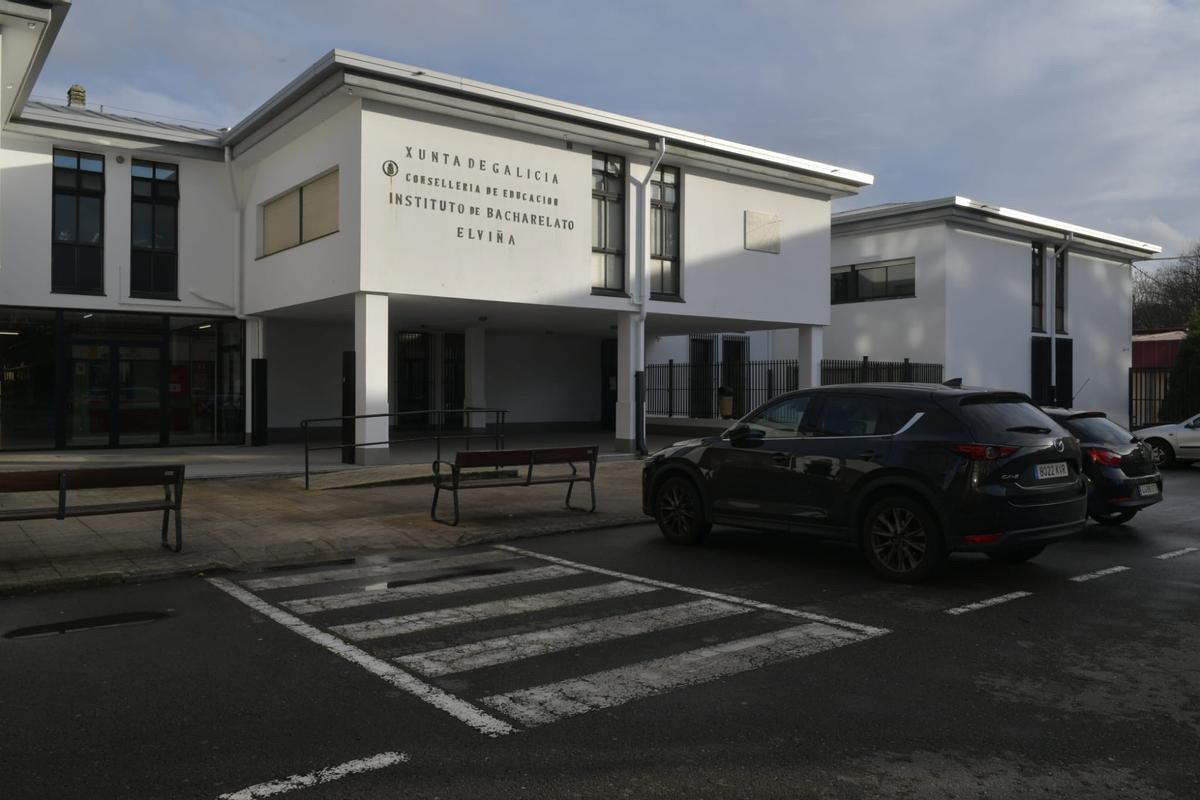 Medio centenar de alumnos afectados por un brote de gastroenteritis en el IES de Elviña en A Coruña