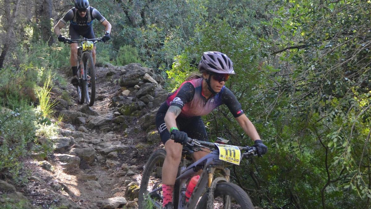 Ciclistas en la Marxa BTT de la Llosa de Ranes.