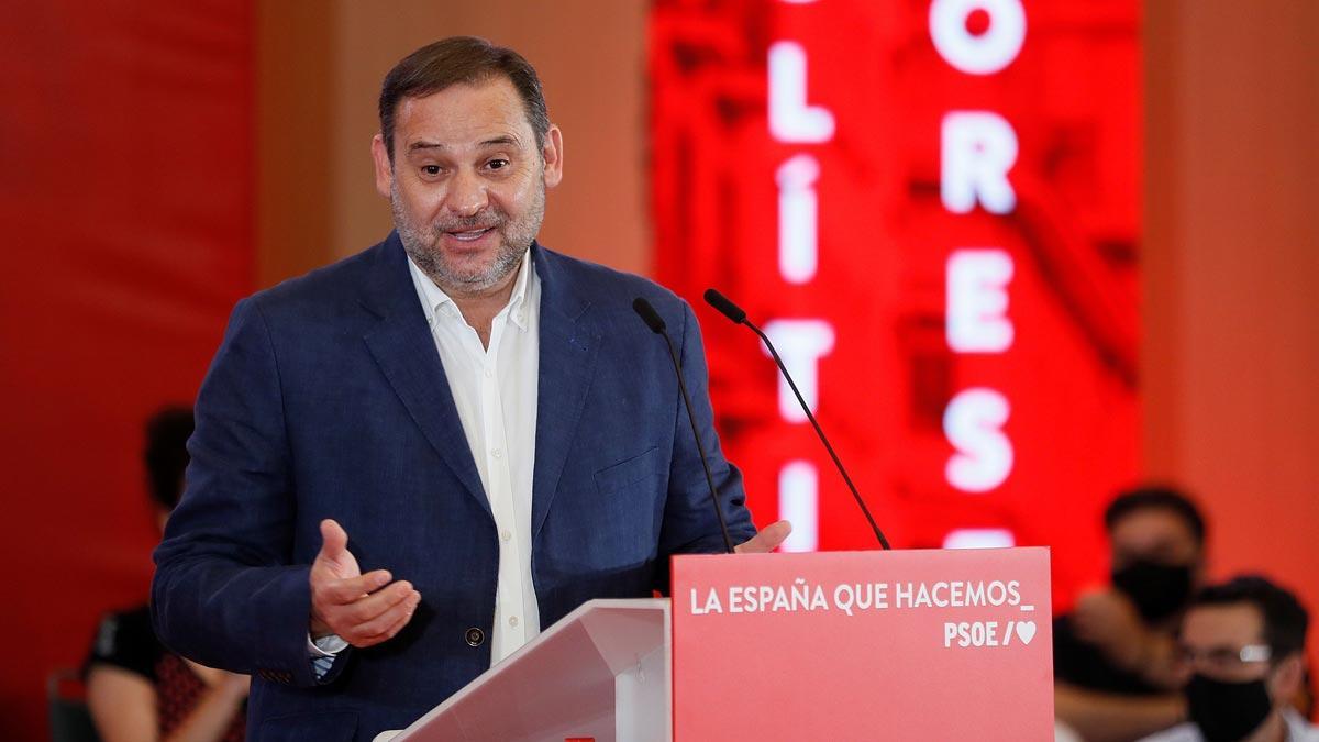 Ábalos dice que los indultos son "por España" y que el estado de derecho actuará si los presos "lo vuelven a hacer"