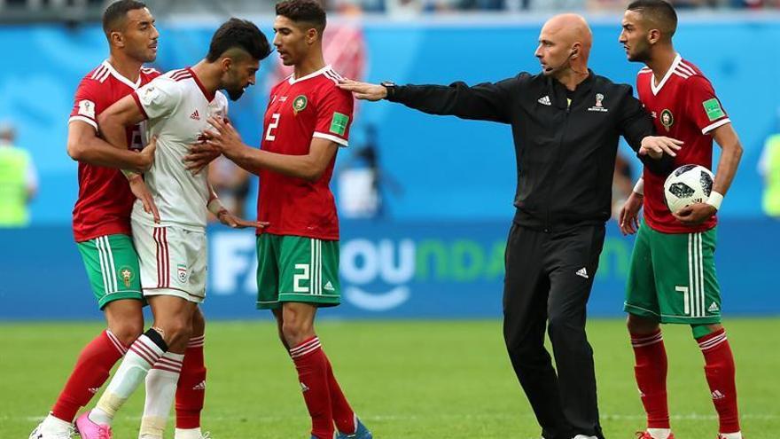 0-1. La fortuna del fútbol sonríe a Irán y es cruel con Marruecos