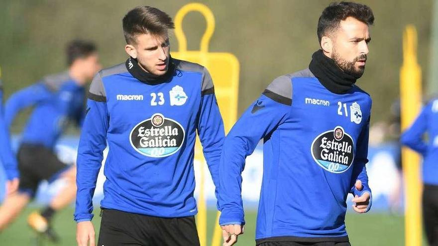 Gerard Valentín, junto a Bruno Gama, ayer en Abegondo.