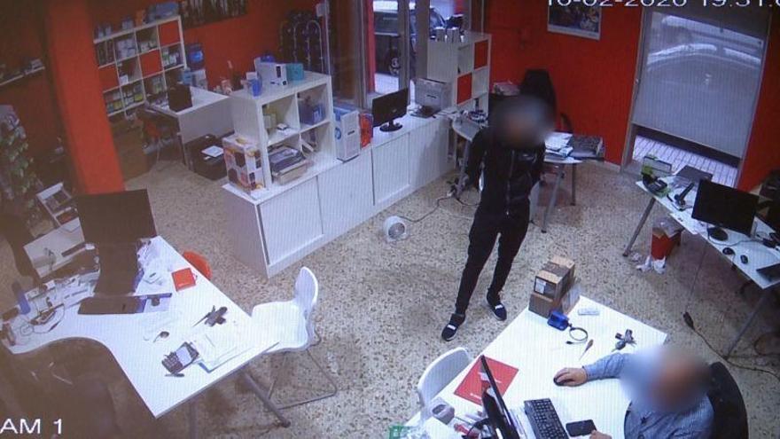 Dos detenidos especializados en el método de la &quot;muleta&quot; y esclarecidos 45 hechos delictivos en 15 provincias