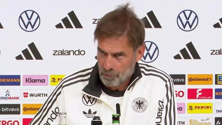 Klopp, sobre los comentarios racistas hacia su selección: "No merecen mi atención"