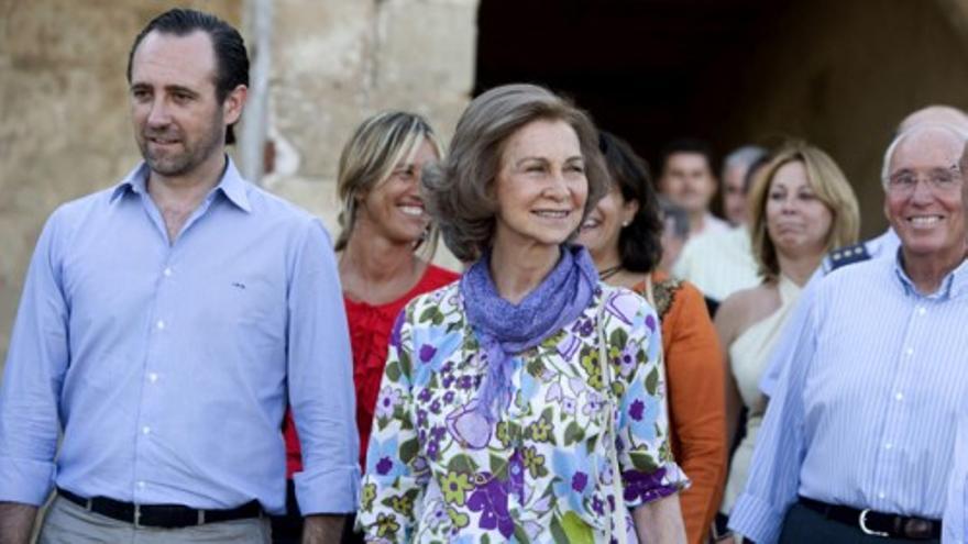 Doña Sofía apoya la candidatura de los talayots de Menorca a patrimonio de la Unesco