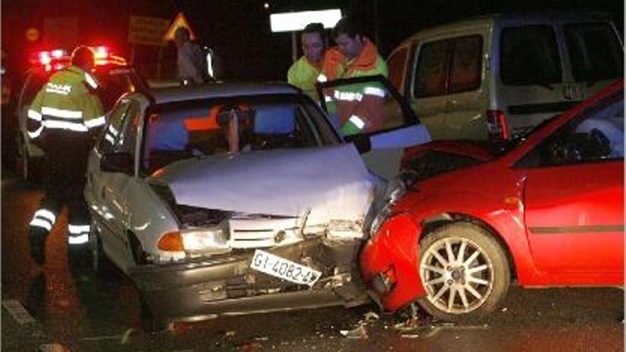 Sant Gregori Un xoc entre tres cotxes fa tallar la circulació