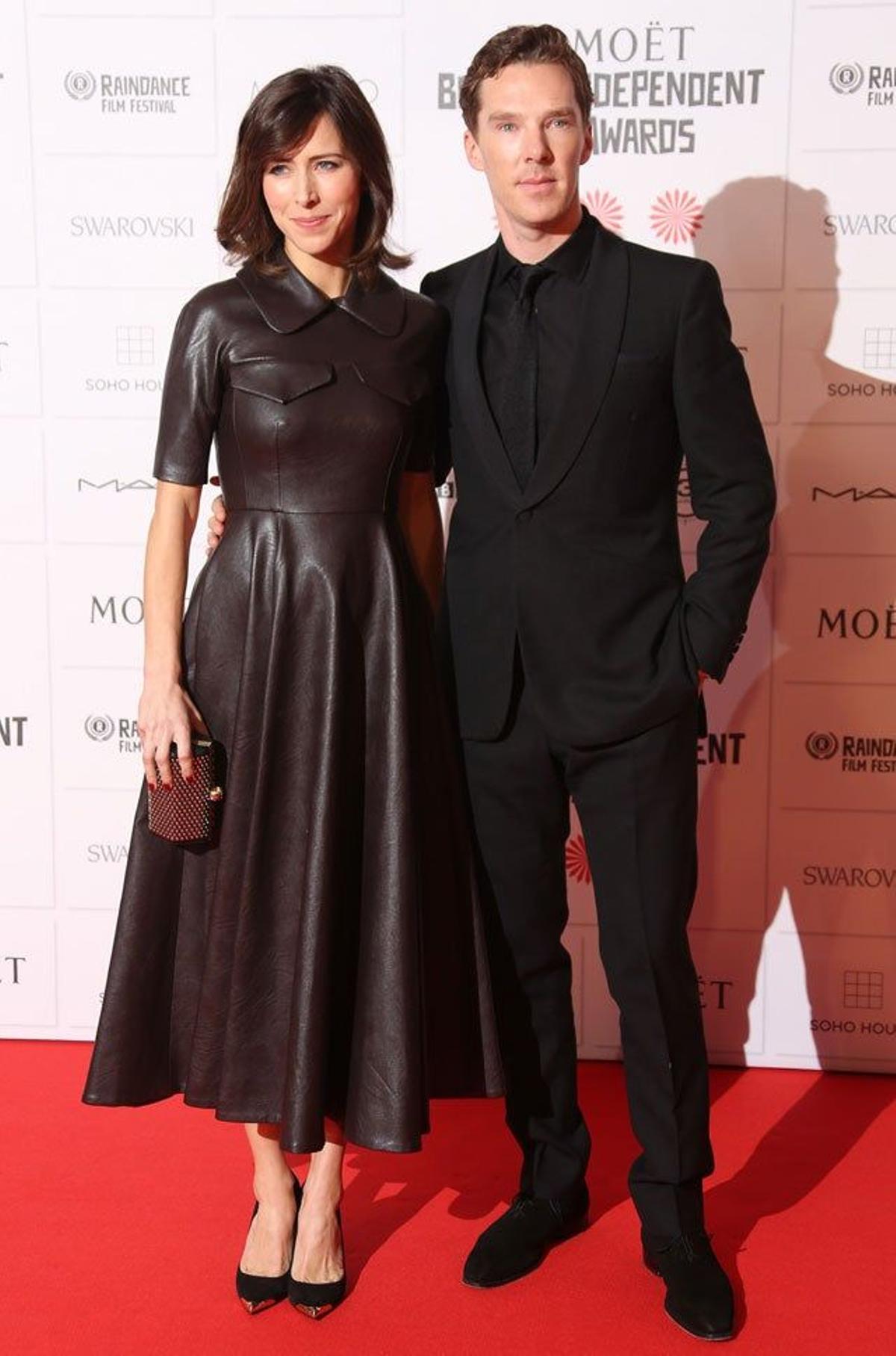 Benedict Cumberbatch y Sophie Hunter en la alfombra roja de los premios British Independent Film