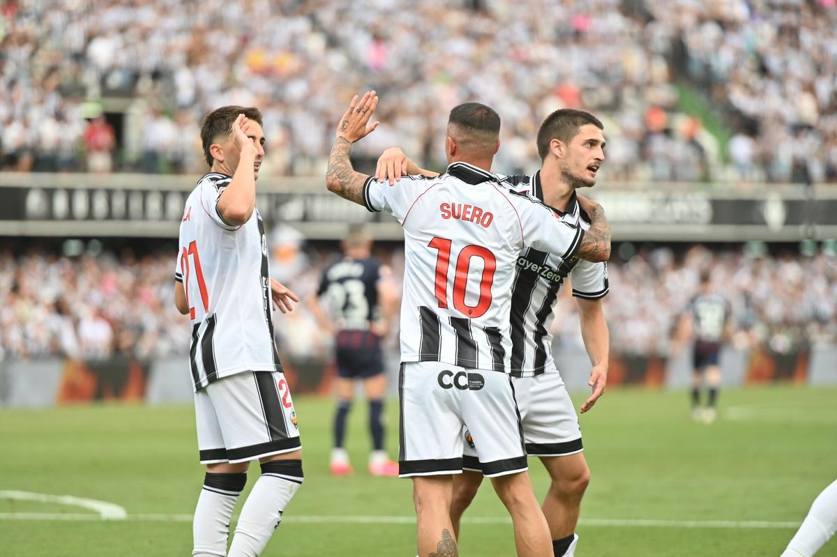 La afición albinegra, protagonista dentro y fuera del SkyFi Castalia