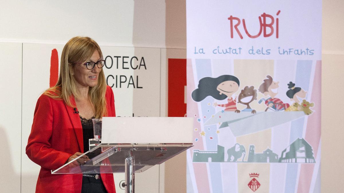 Ana María Martínez, durante la conferencia.