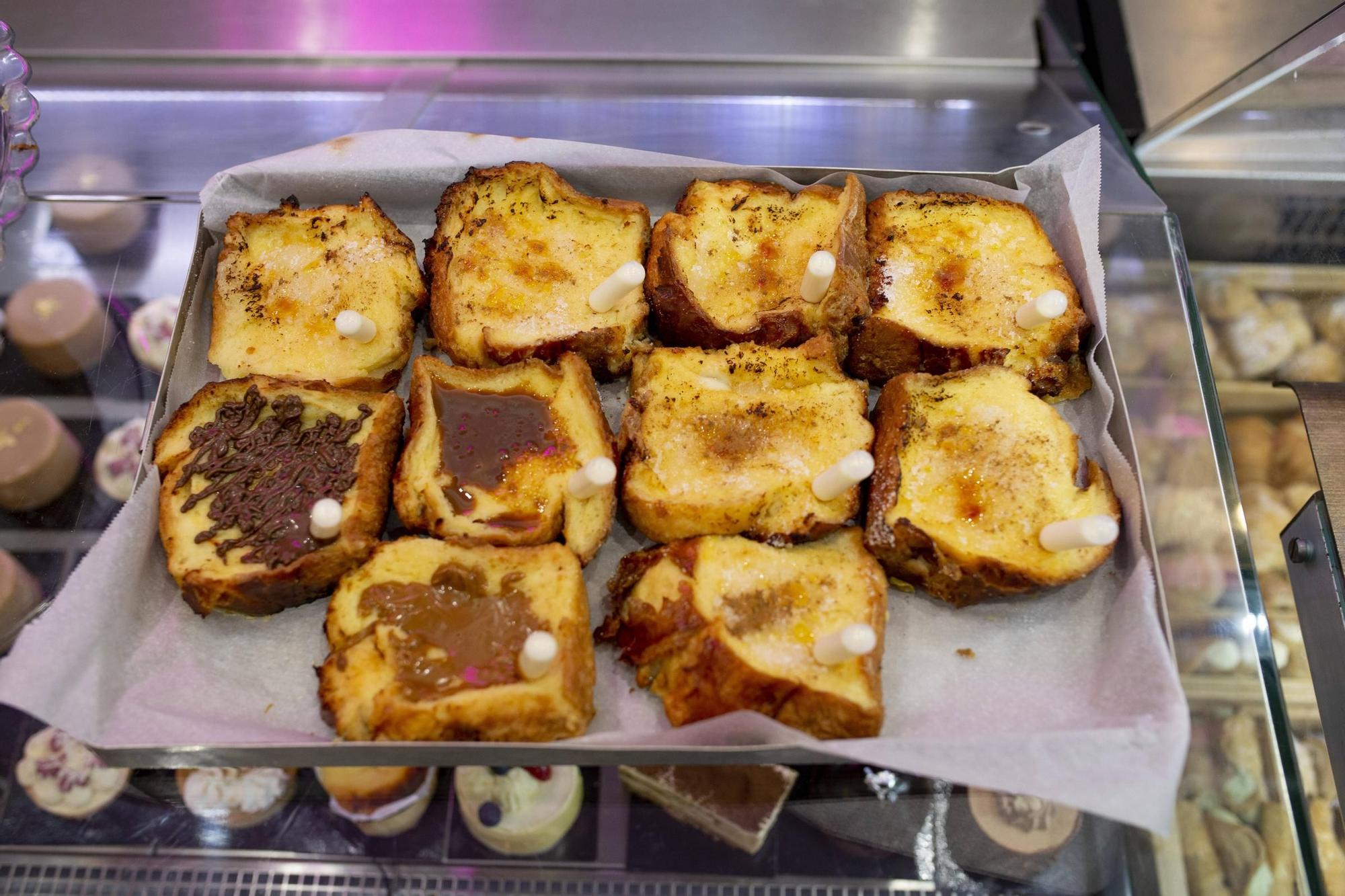 Galería | Innovación y tradición en Cáceres: las torrijas «más golosas»