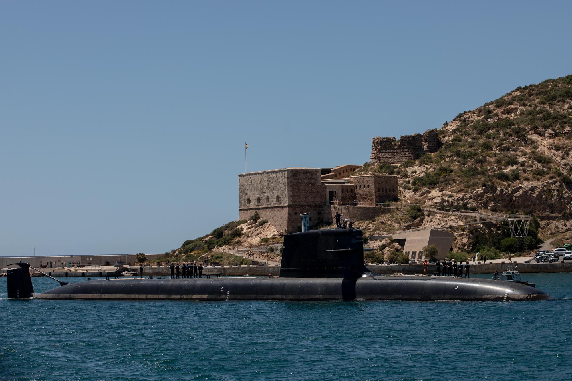 El submarino Isaac Peral comienza las pruebas de navegación en las aguas de Escombreras