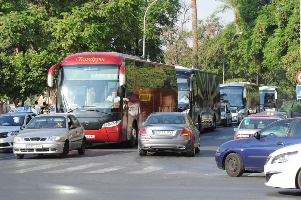 Los tractores a su paso por el Auditorio