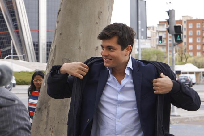 La orden de arresto a Vito Quiles es por un "bulo" sobre un asesor de Montero