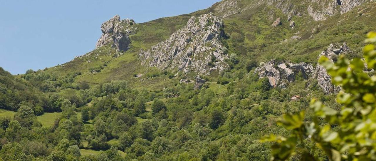 El monte Isorno, en el parque natural de Redes.