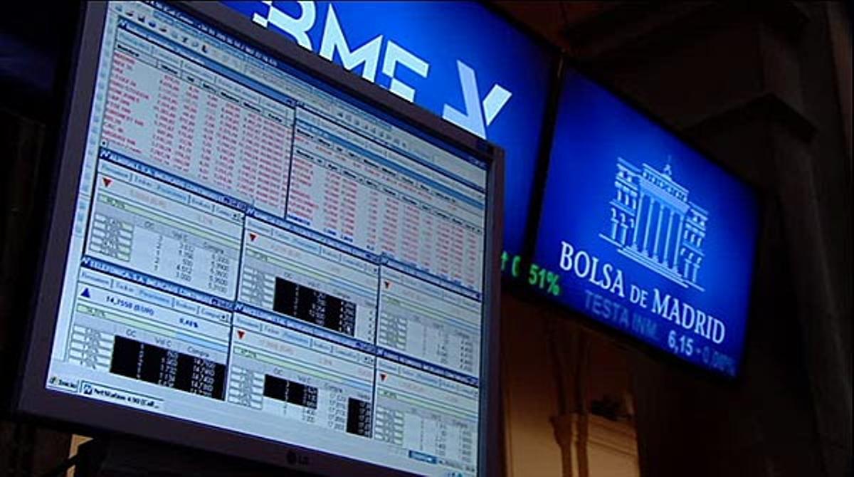 La prima de risc cau per sota dels 300 punts.