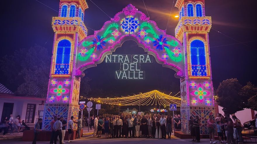 La Feria del Valle de Lucena da inicio a los días de convivencia y diversión