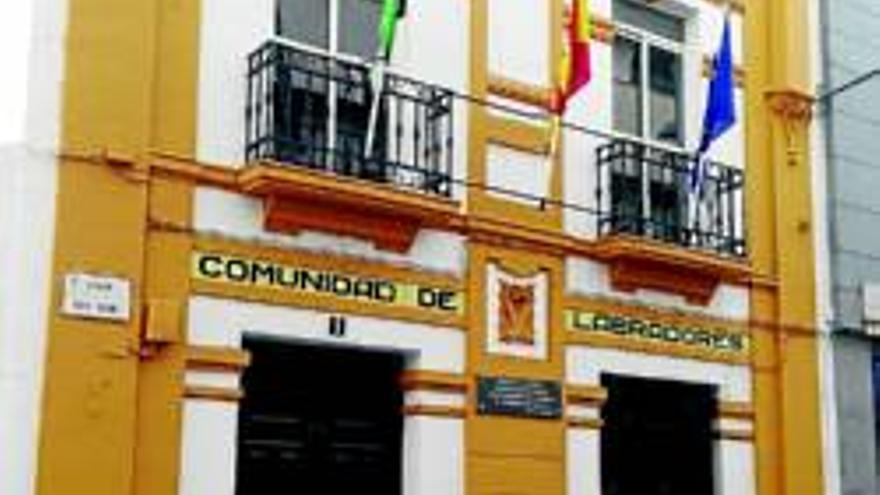 La Comunidad de Labradores sigue en su sede indefinidamente