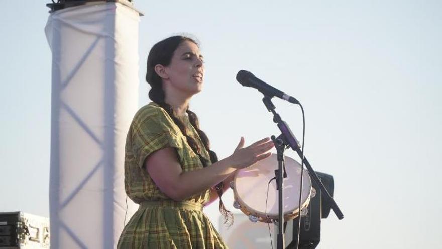 Concierto de Ana Lúa Caiano en el castillo de San Antón durante la segunda jornada del Festival Noroeste Estrella Galicia