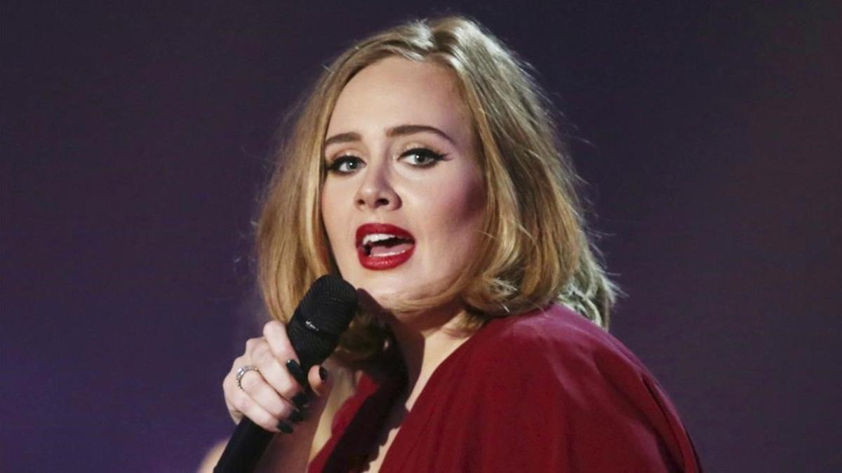 lmmarco36955016 file   in this feb  24  2016 file photo shows adele onstage 170123132234