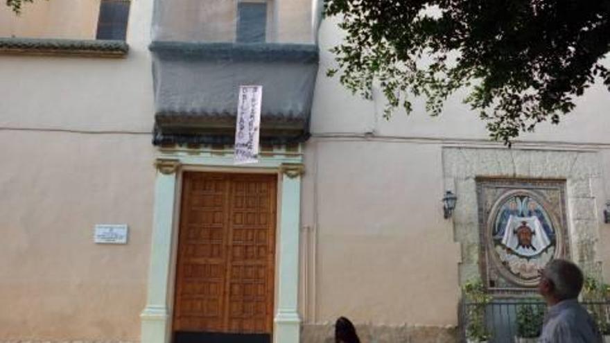 El Obispado rechaza que haya quejas sobre el párroco de Villafranqueza y no le releva