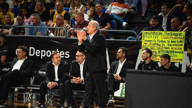Txus Vidorreta, después de la derrota del Canarias ante el Real Madrid: "Han complicado nuestra manera de jugar y han aprovechado su superioridad en la pintura"