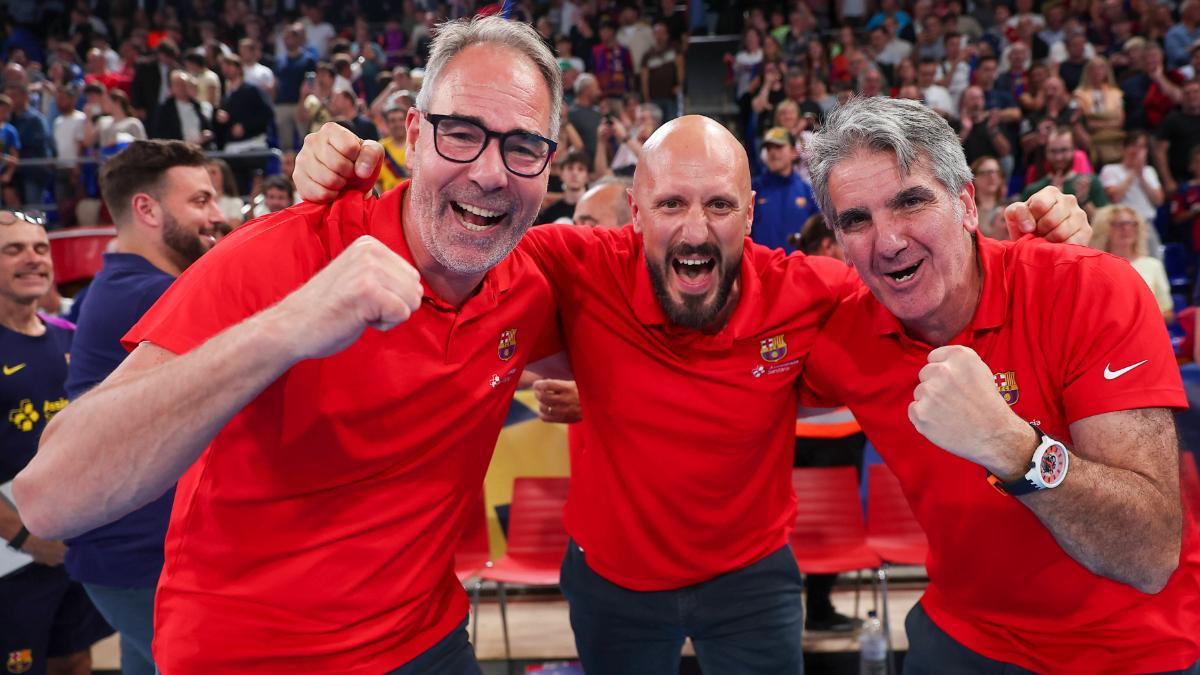 El cuerpo técnico, con Tomas Svensson, 'Tino' Igropulo y Carlos Ortega