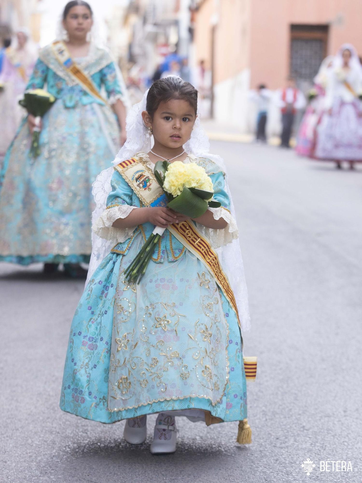 Bétera celebra la Ofrenda a la Mare de Déu de las Fallas de 2023