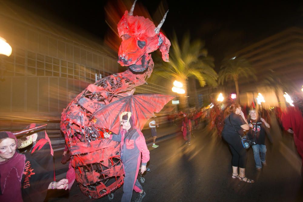 Correfoc en el 20 aniversario de la Colla de Dimon