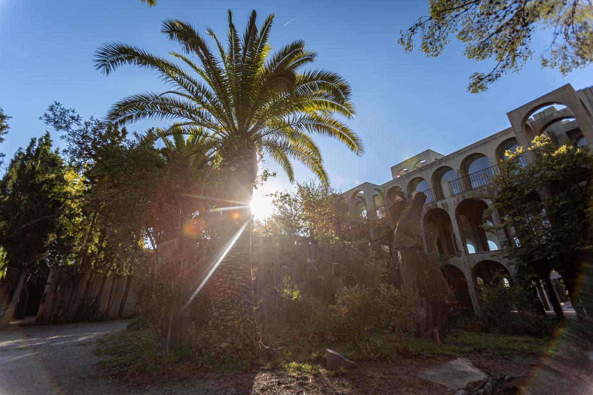 Visita al Espai Corberó, recién comprado por el ayuntamiento de Esplugues