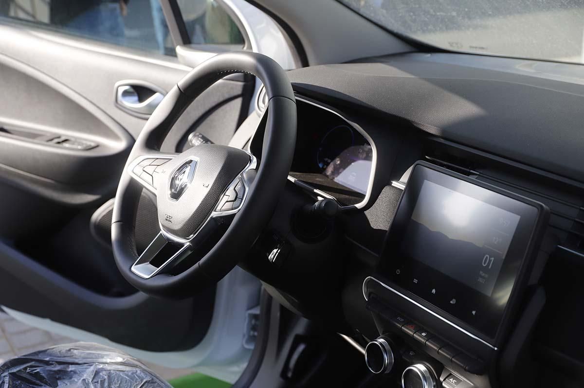 Los nuevos vehículos 100% eléctricos de la Junta de Andalucía en Córdoba