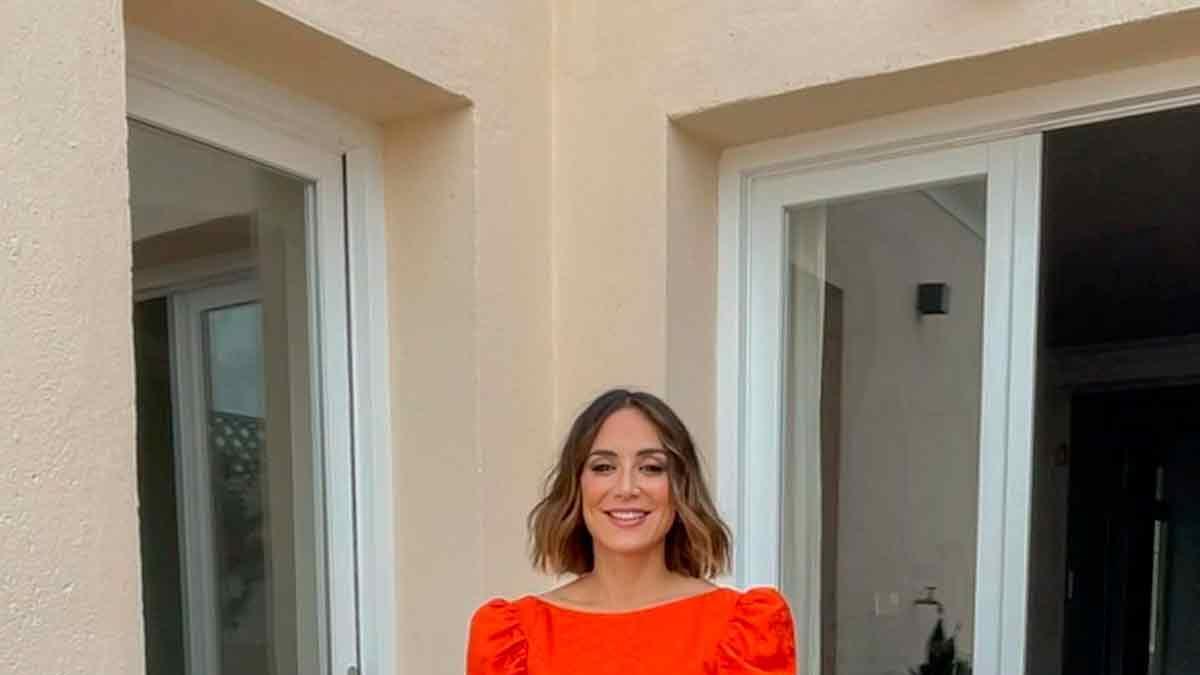 Tamara Falcó con vestido rojo de invitada