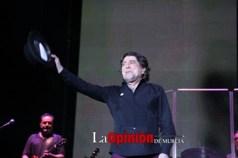 Joaquín Sabina lo niega todo en Murcia.