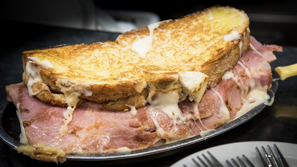 La zapatilla del Bar Melos.