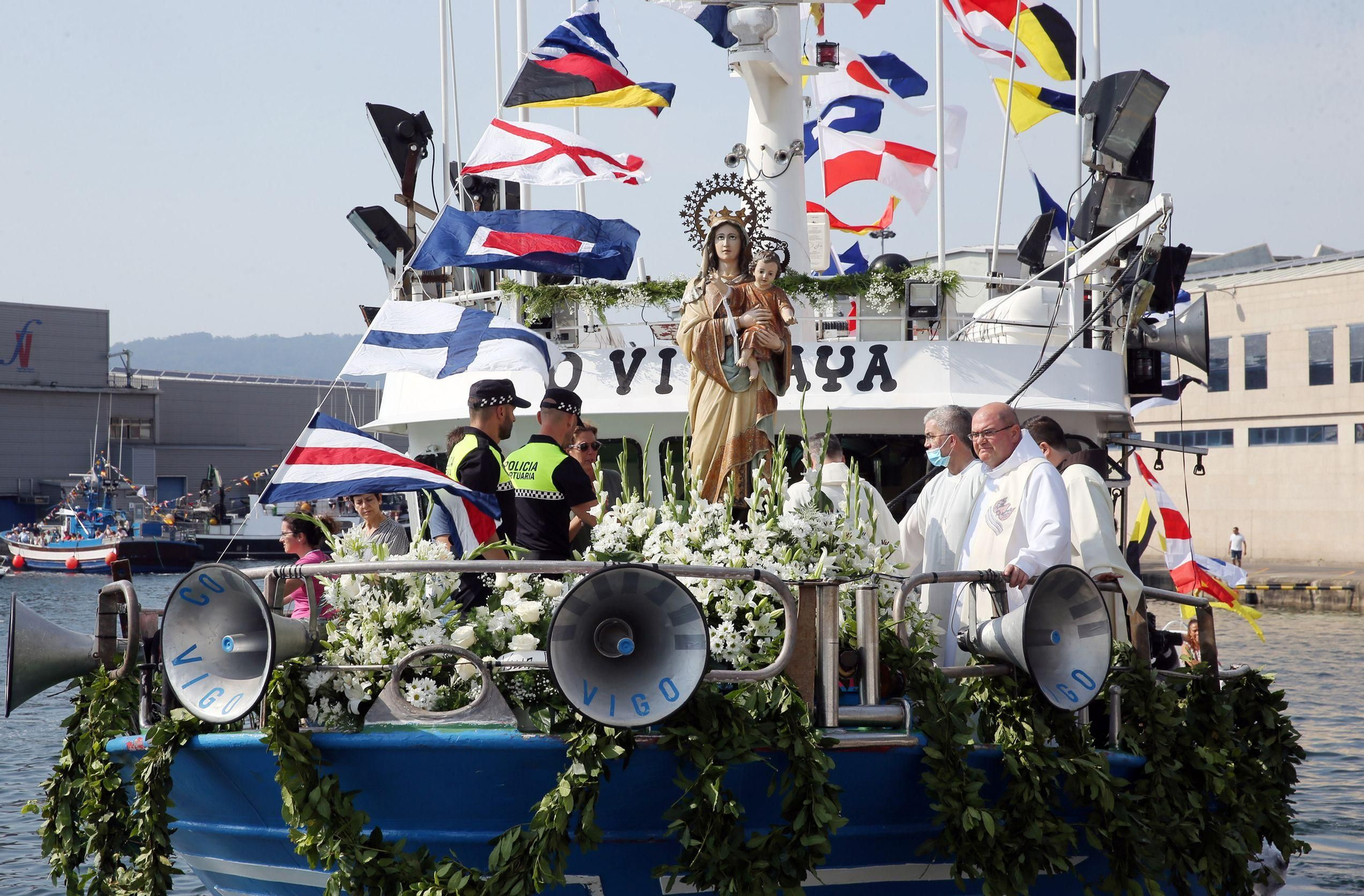 Las mejores imágenes de la procesión marítima de O Berbés