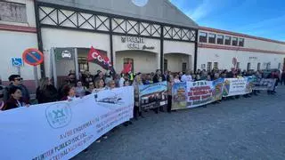 La marcha por la defensa del tren rural llega a Puente Genil y Aguilar