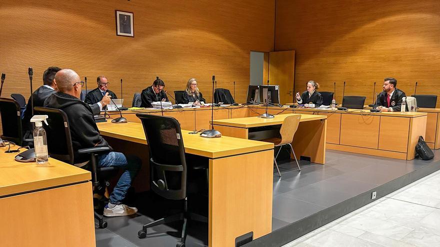 Dos años de cárcel por una agresión sexual a su sobrina en la playa de La Laja