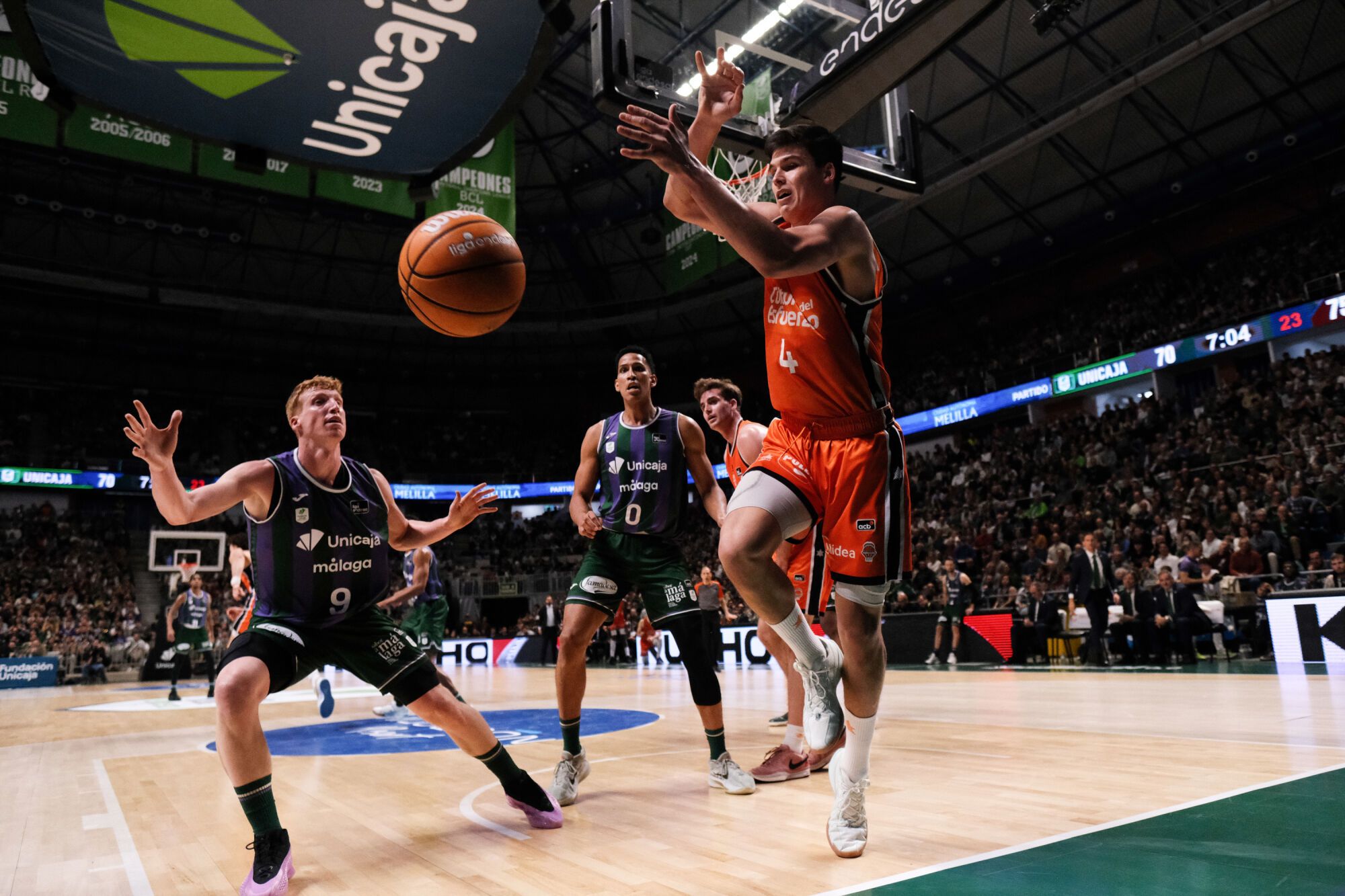 18/1/25, Malaga - Palacio Deportes Martin Carpena.  Semana 17 Liga ACB.  UNICAJA vs Valencia :  (Fotografía: Gregorio Marrero/La Opinion)