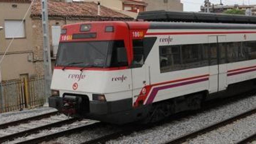 Un tren de Renfe amb destinació a Manresa, en una imatge d&#039;arxiu
