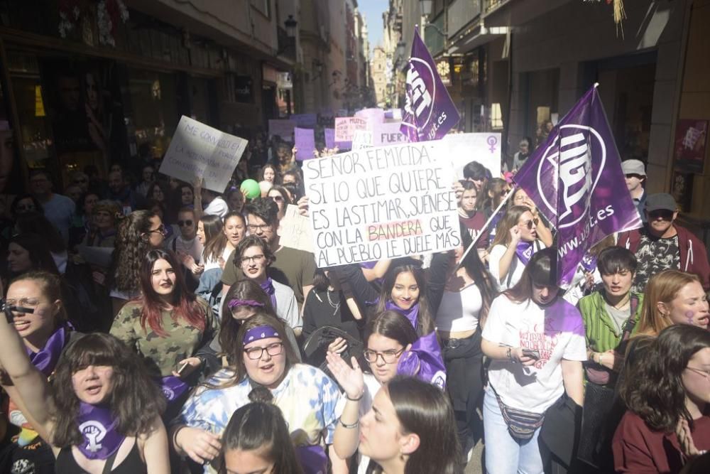 La feministas calientan motores antes de la manifestación del 8-M en Murcia