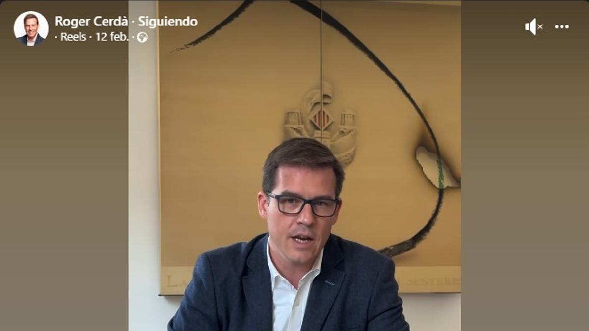 El alcalde de Xàtiva, Roger Cerdà, en el video denunciado por el PP.