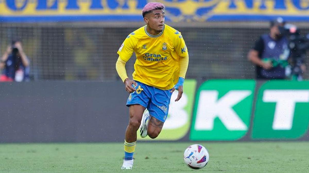 Julián Araujo, azulgrana cedido a la UD Las Palmas