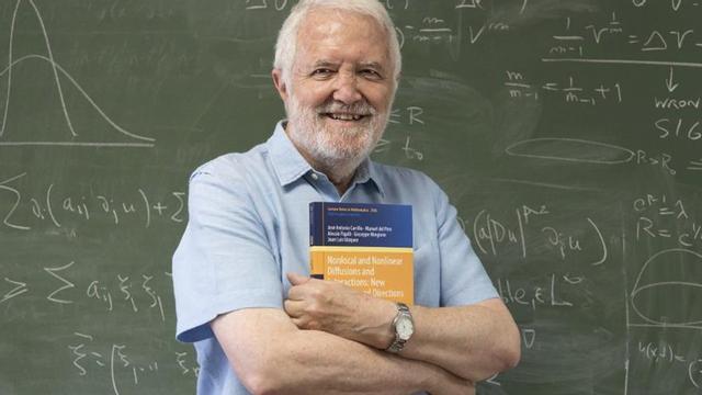Juan Luis Vázquez, en la fotografía que ilustra el programa de su homenaje. | UAM