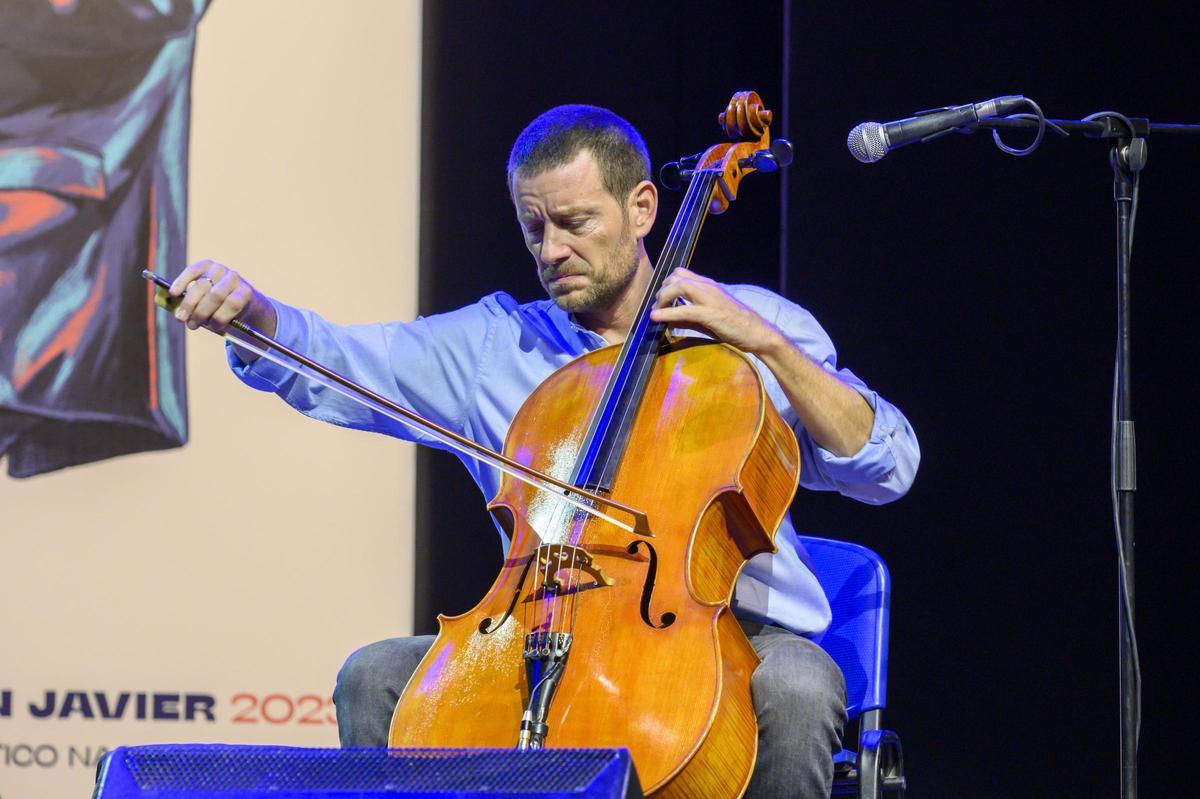 Matthieu Saglio Quartet e invitados