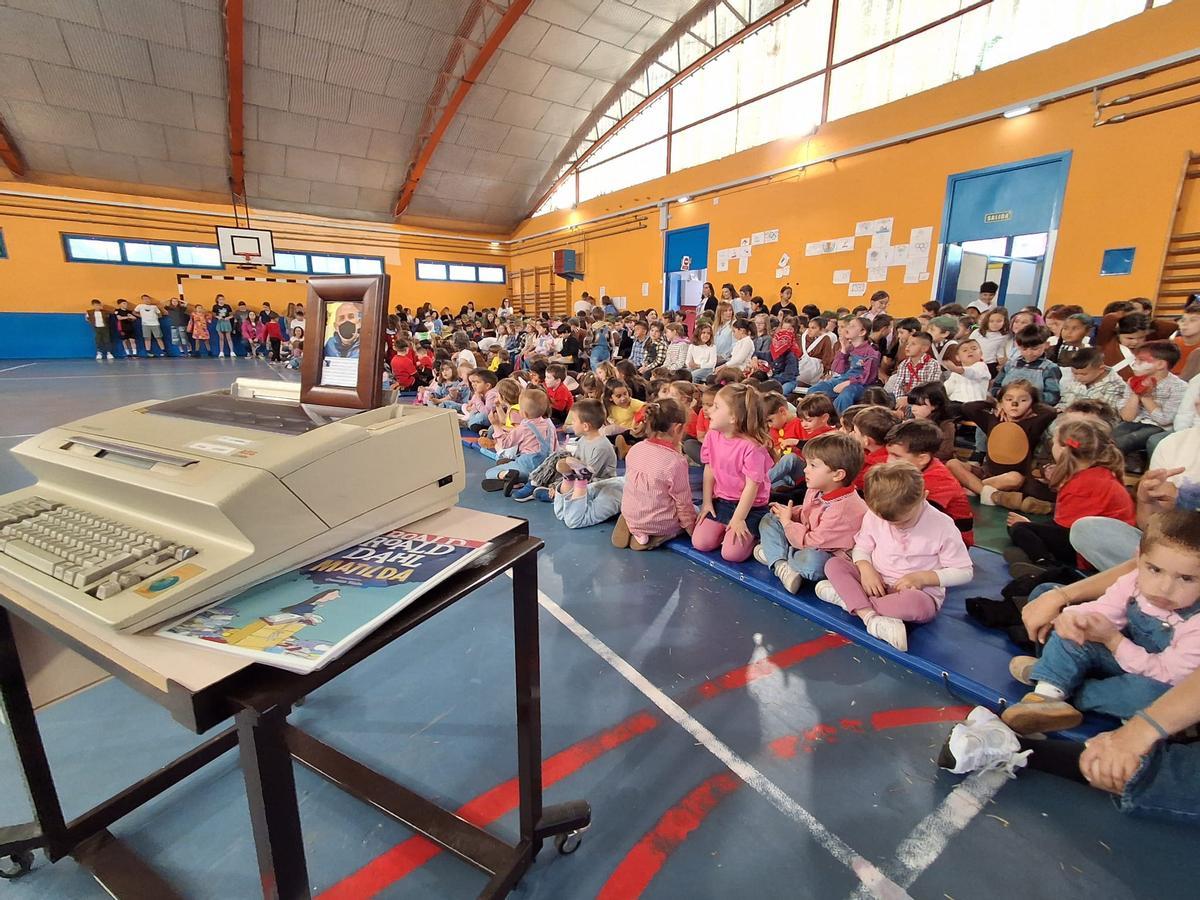 El festival "SolidArte" del colegio Virgen del Fresno de Grado, en imágenes