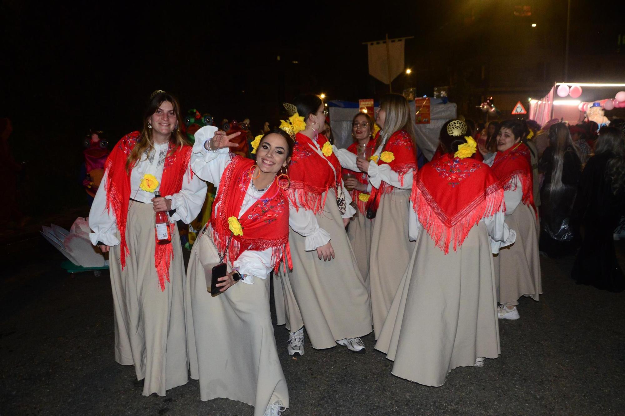 El Enterro da Sardiña nocturno en Moaña