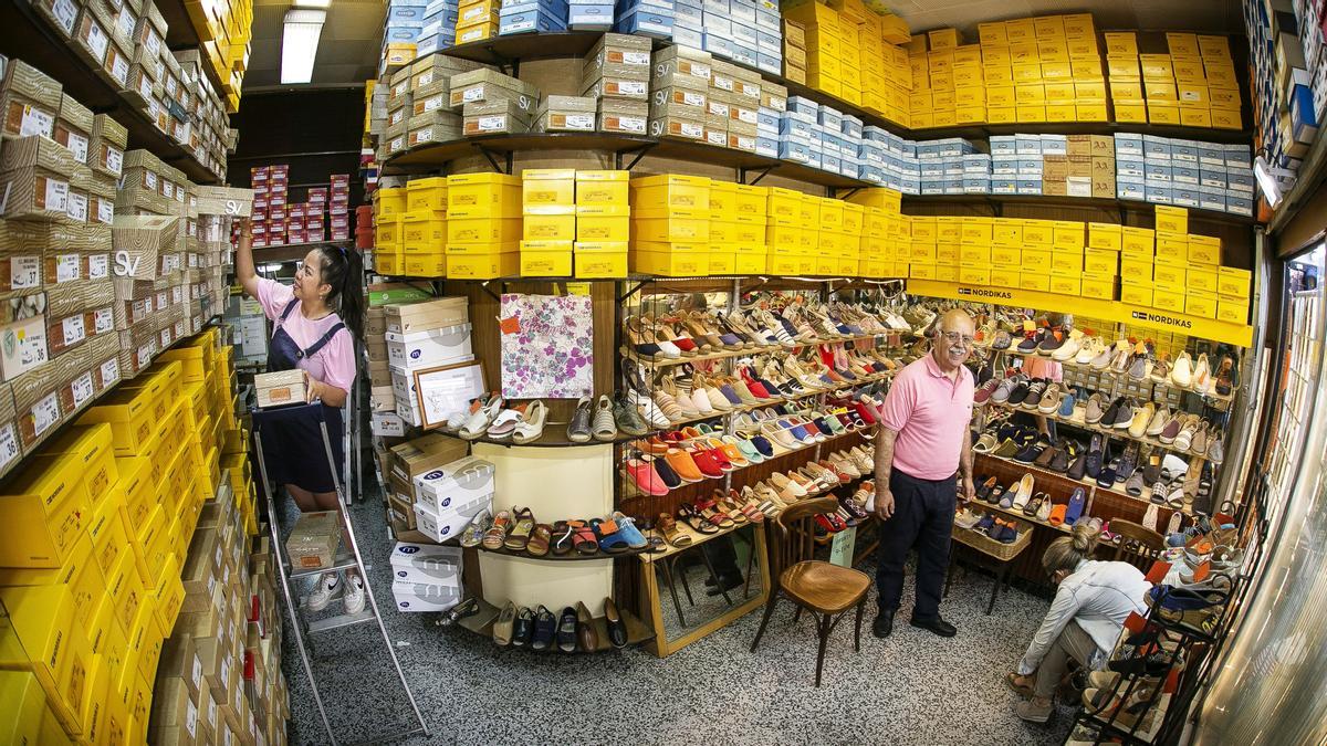 Estanterías para comercio Murcia - Estanterías de Ocasión