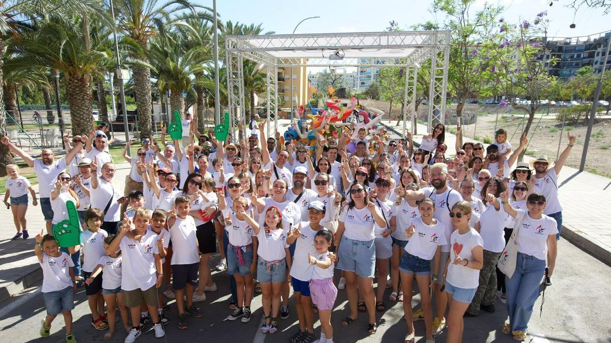 Baver-Els Antigons, ganadora del primer premio infantil de las Hogueras de Alicante
