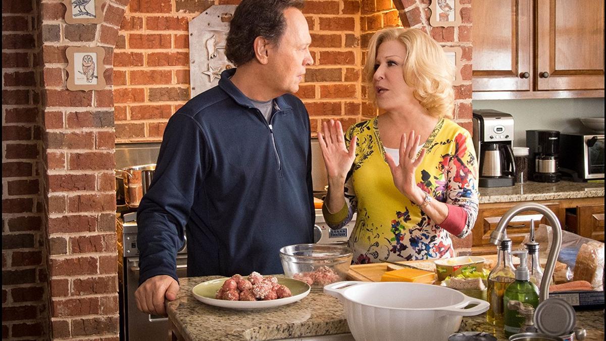 La actriz Bette Midler junto al actor Billy Crystal