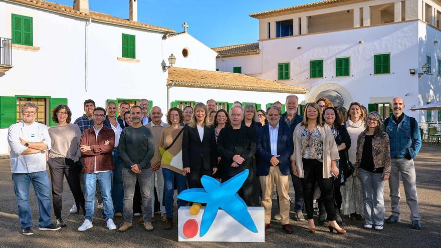 Ferran Adrià se reúne con entidades sociales y con el chef Kike Erazo durante su visita a Mallorca