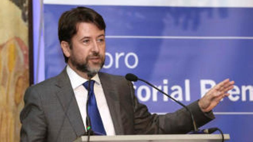 Carlos Alonso, presidente del Cabildo de Tenerife